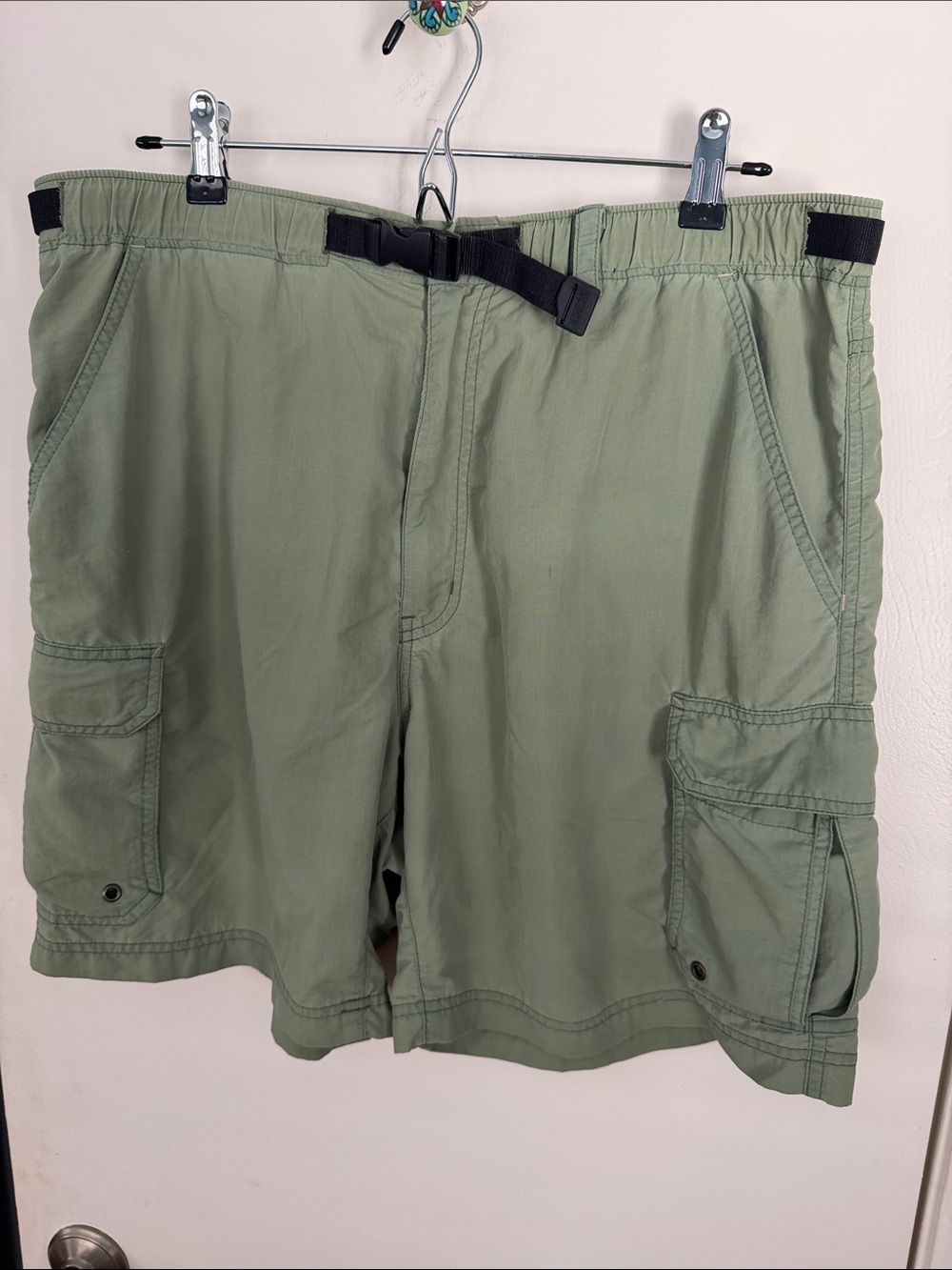 REI Olive Green Men's Cargo Shorts with Integrated Web Belt